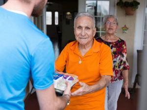 Meals_on_Wheels_delivery